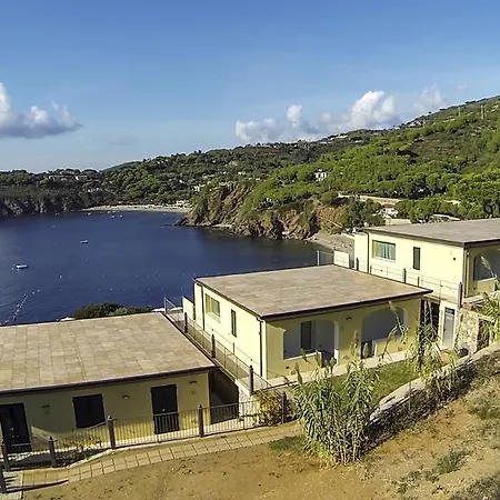 Dino Capoliveri (Isola d'Elba)
