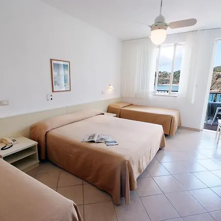 Hotel Dino 3*